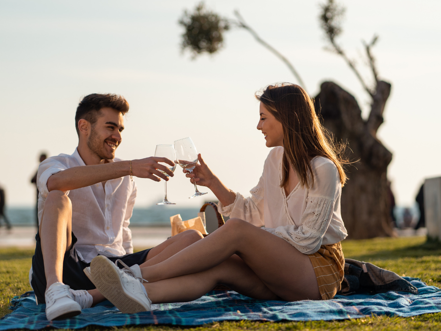 Slow Dating: Why Taking Your Time Leads to Deeper Love